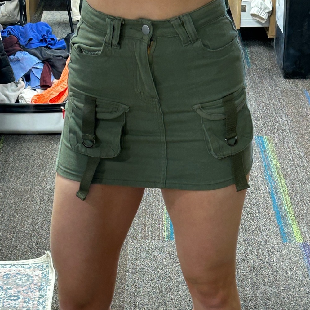 Green army skirt
